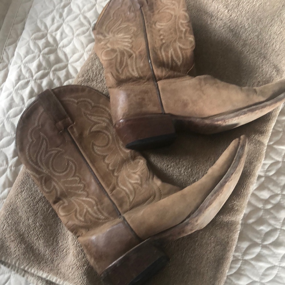 Shoes cowboy boots